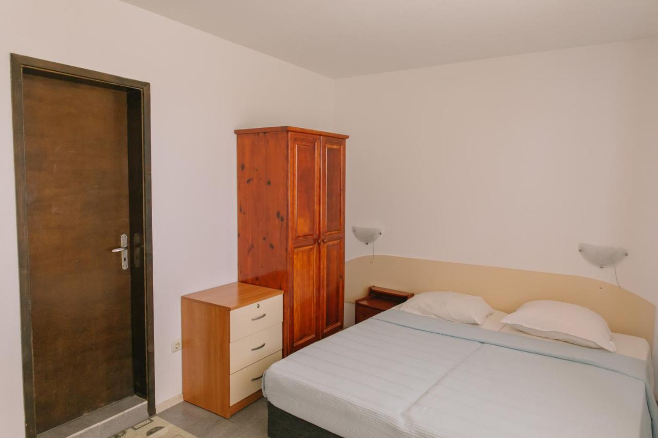 Hronos Hotel Nesebar Exterior photo