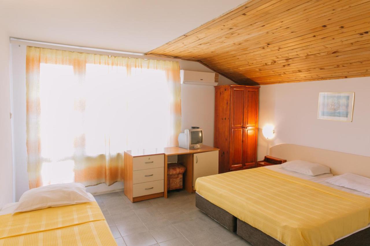 Hronos Hotel Nesebar Exterior photo